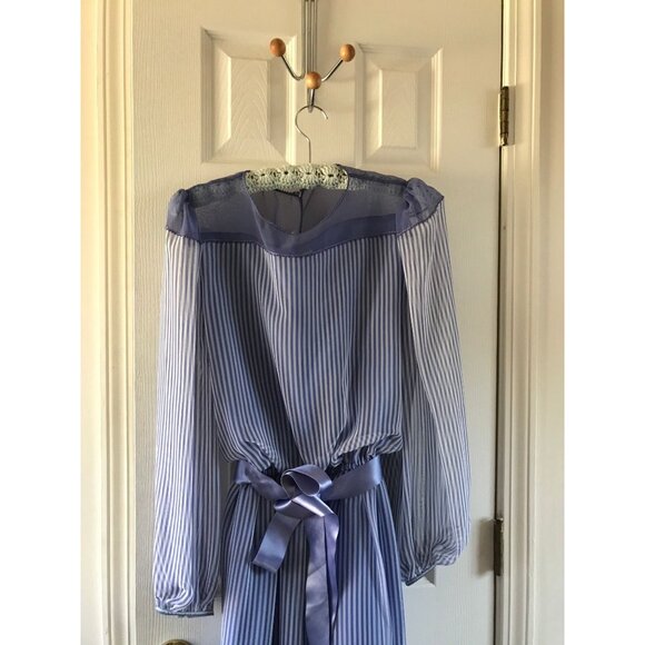 Vtg Lord & Taylor Blue And White  Stripe Dress With Belt Bows Imprinted On Base - Picture 5 of 8